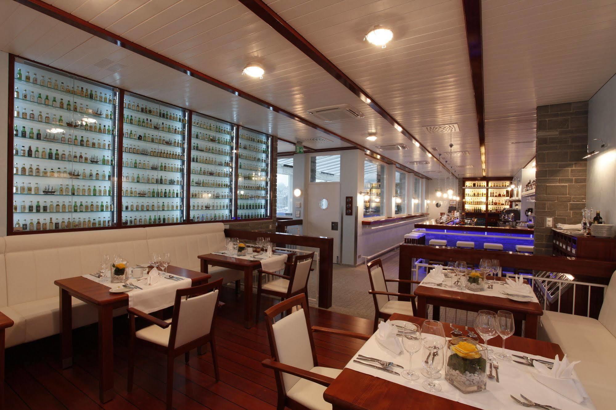Holiday Hotel YACHTSPORT RESORT Brissago Exterior foto