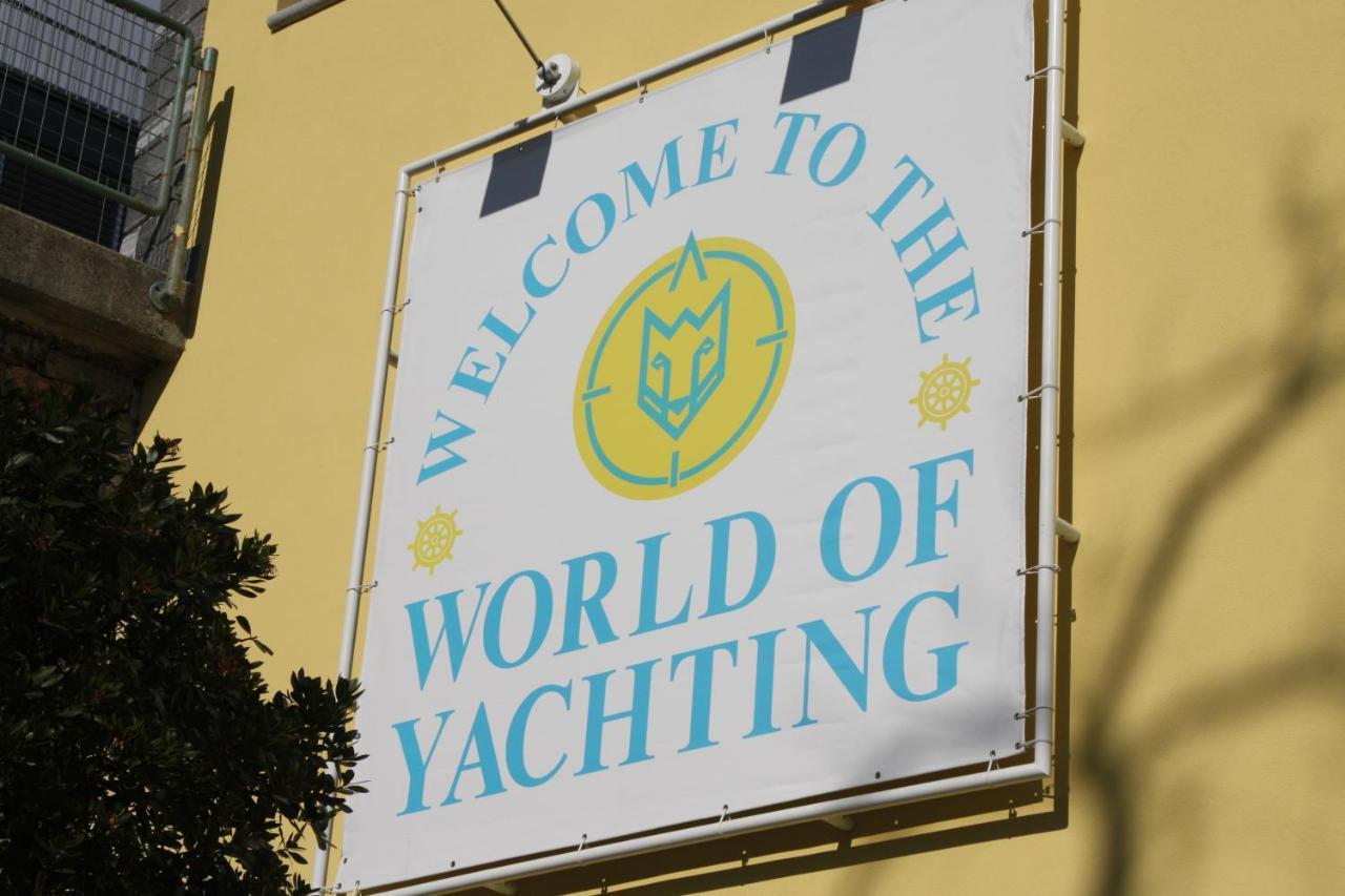 Holiday Hotel YACHTSPORT RESORT Brissago Exterior foto